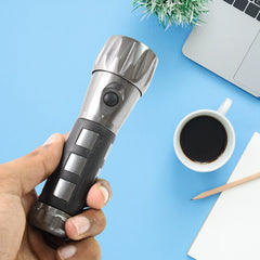 Aluminium Ledxenon Rubber Grip Handtourch (31.5v Aaa Batteries Not Included)