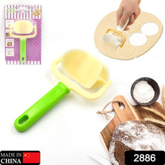 2886 Plastic Round Roll Forming Cutter Cake Ball Tongs And Molds Puri Cutter Roller Machine For Baking Tools (1 Pc Mix Color)