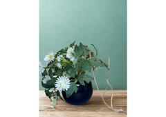 Daisy Bloom Hanging Planter